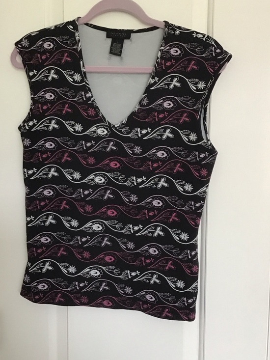 The Limited Tops - Y2K The Limited black V-neck tank top featuring a white and pink floral vine.